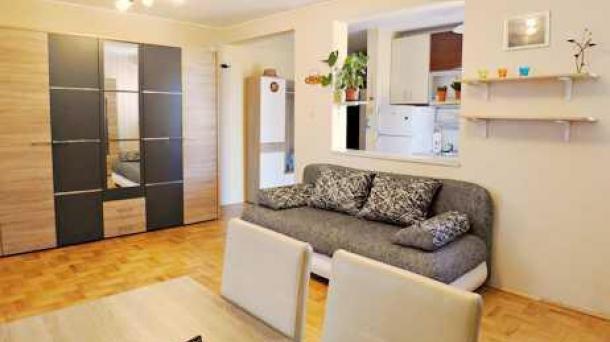 One bedroom apartment for sale (60 sq.m.) in Budva on the Adriatic highway at a good price